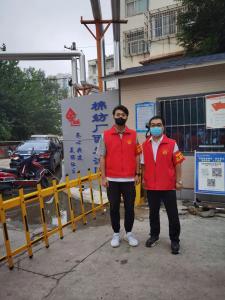 市文旅集團一線戰(zhàn)“疫”之：“帥飛了”組合秒變“救火勇士”，“暖心”大白全心全意為居民服務(wù)